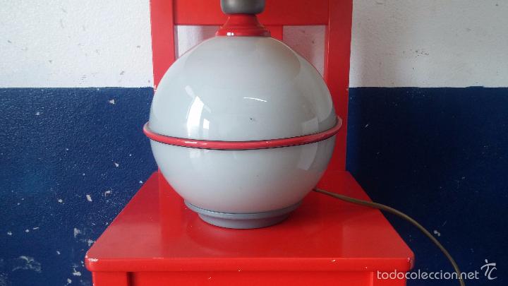 Antig&uuml;edades: Lampara de mesa vintage con base de vidrio - Foto 7