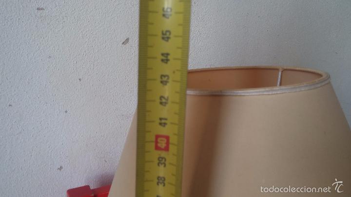 Antig&uuml;edades: Lampara de mesa vintage con base de vidrio - Foto 18