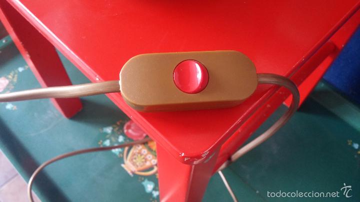 Antig&uuml;edades: Lampara de mesa vintage con base de vidrio - Foto 24