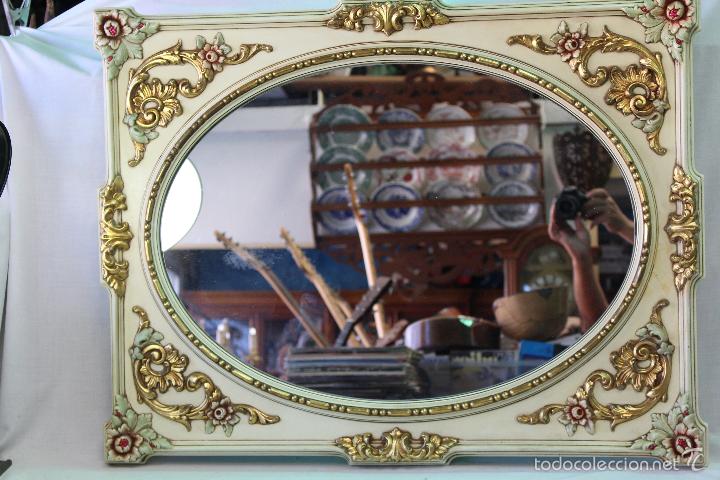 Antig&uuml;edades: espejo en pasta-plastico - Foto 1