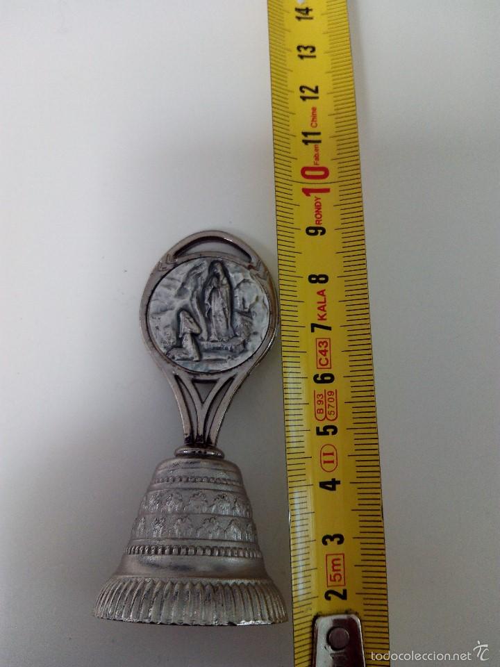 Antig&uuml;edades: Campana antigua de Lourdes - Foto 1