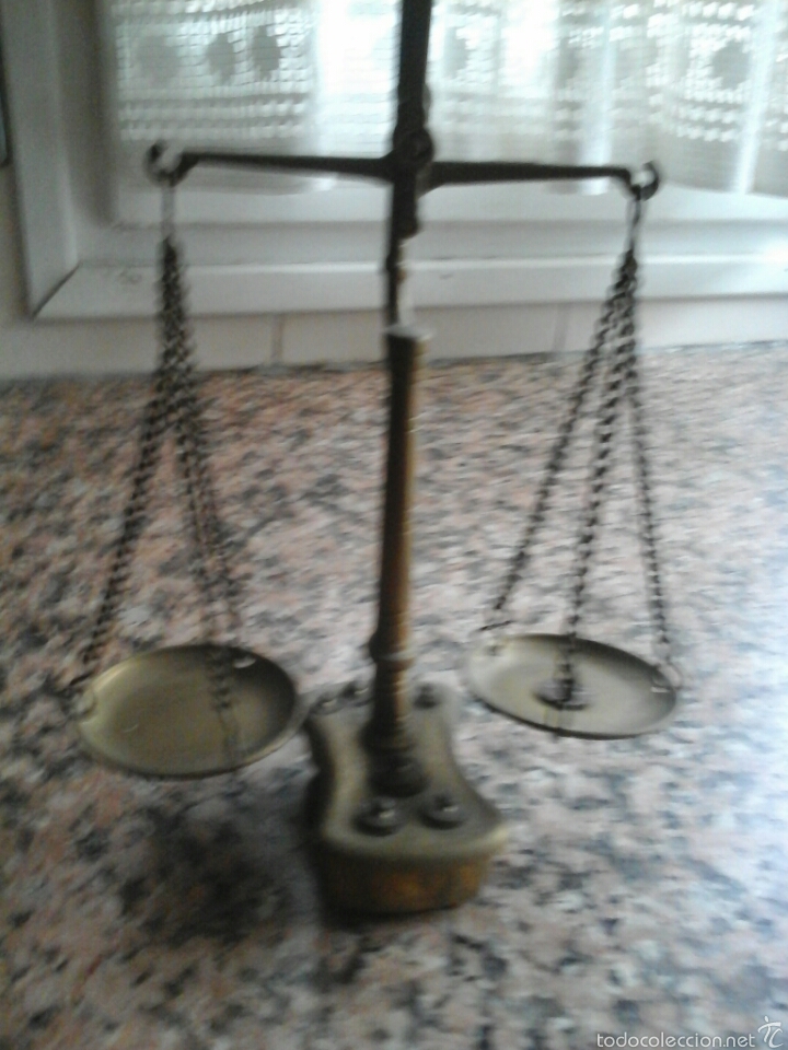 Antig&uuml;edades: Balanza de decoraci&oacute;n - Foto 1