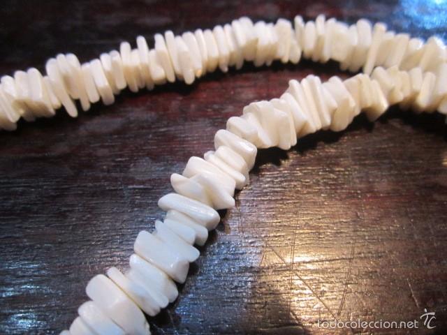 Antig&uuml;edades: Gargantilla de coral blanco. 44 cms. largo total. - Foto 4