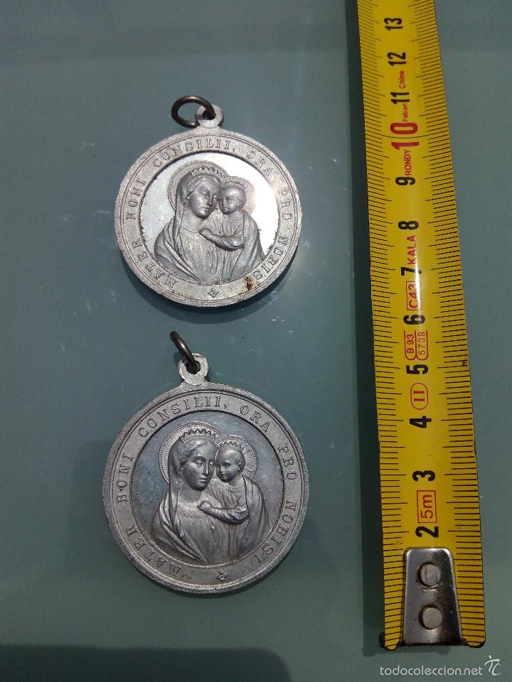 Antig&uuml;edades: Dos medallas del Papa - Foto 2