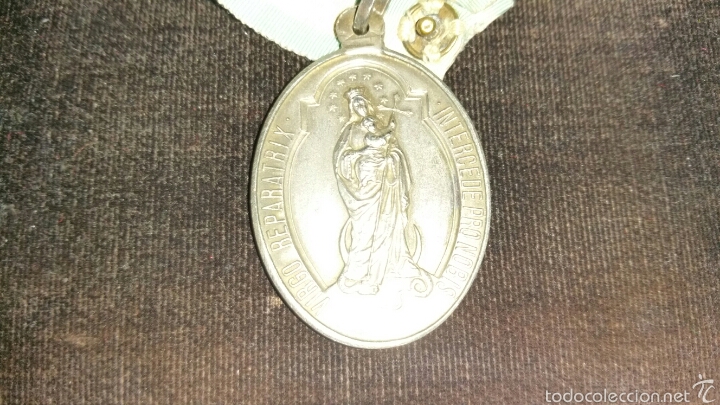 Antig&uuml;edades: Medalla religiosa de la Virgen - Foto 2