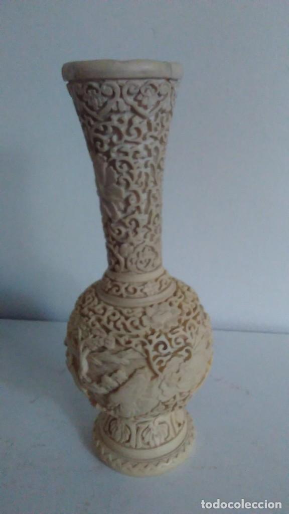 Antig&uuml;edades: Jarr&oacute;n chino labrado blanco - Foto 1