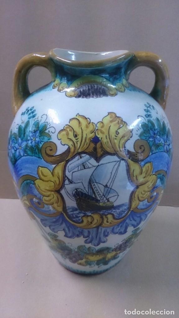 Antig&uuml;edades: Jarron de ceramica de Talavera - Foto 1