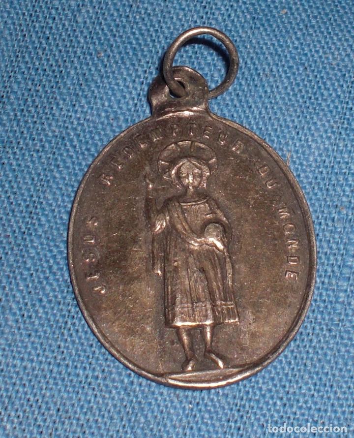 Antig&uuml;edades: Antigua medalla plata Jesus - Foto 1