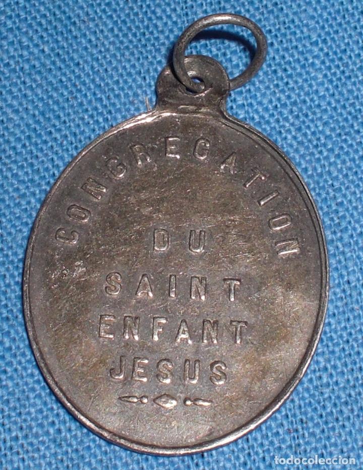 Antig&uuml;edades: Antigua medalla plata Jesus - Foto 2
