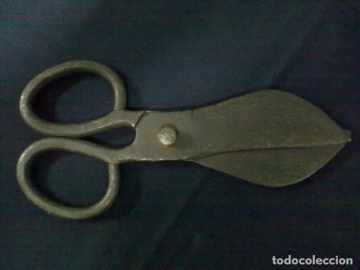 Antig&uuml;edades: TIJERAS ESQUILAR DE HIERRO - Foto 1