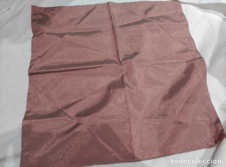 Antig&uuml;edades: servilletas de raso asedadas - Foto 6