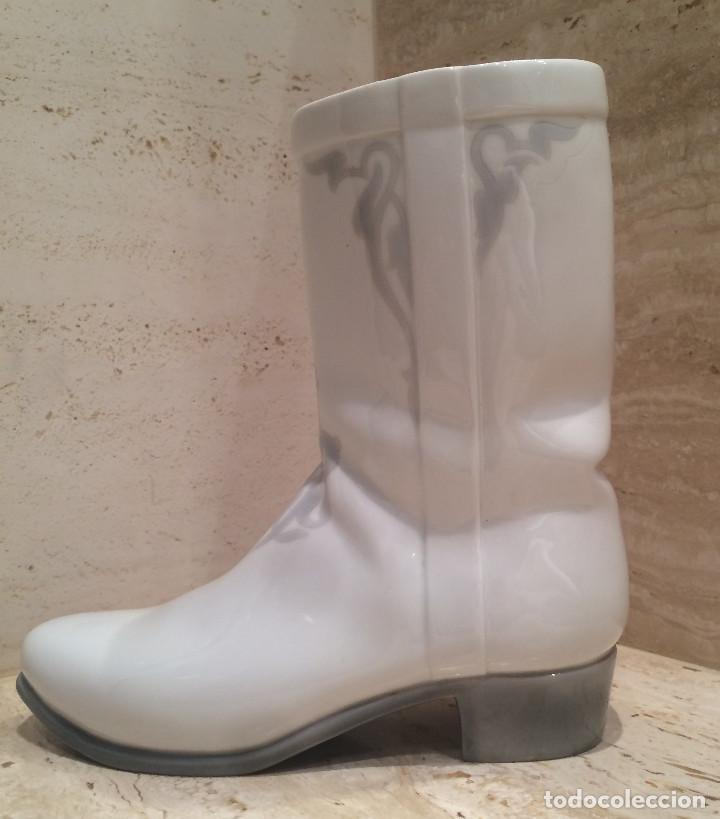 Antig&uuml;edades: LLADRO BOTA CAMPERA REF. 0332.13 // COWBOY BOOT - Foto 1
