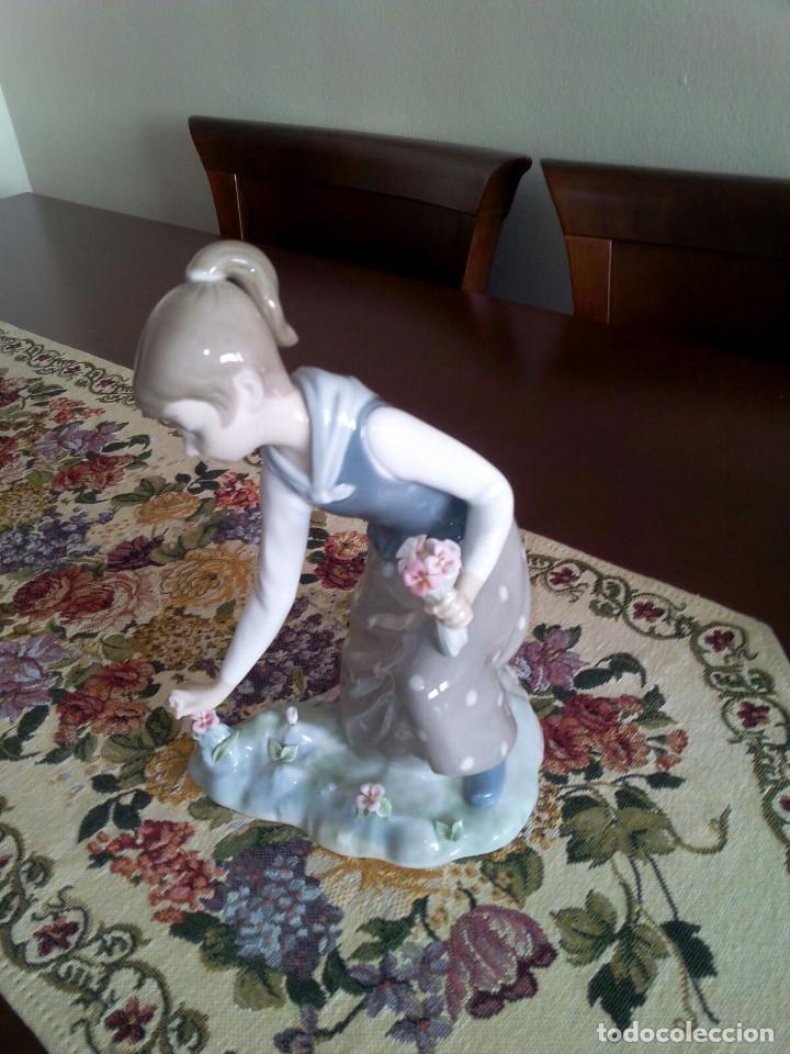 Antig&uuml;edades: Figura de Lladr&oacute; - Foto 2