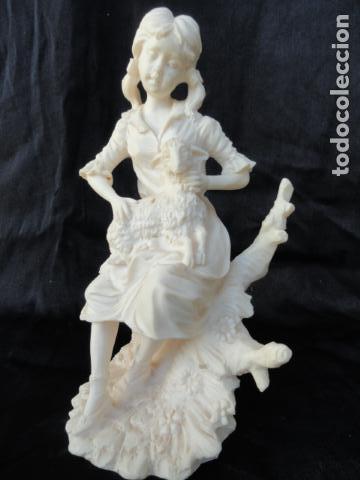 Antig&uuml;edades: PAREJA DE FIGURAS PASTORILES. - Foto 5