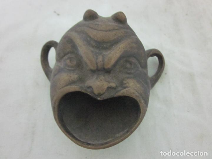 Antig&uuml;edades: Antigua figura de bronce, a estudiar - Foto 2