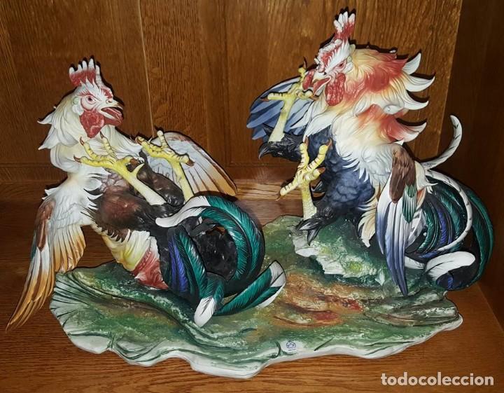 Antig&uuml;edades: Gallos de la f&aacute;brica del retiro - Foto 1
