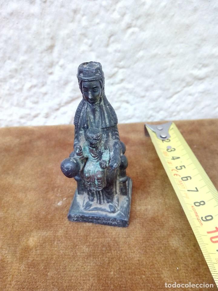 Antig&uuml;edades: Virgen de Montserrat antigua de bronce - Foto 1