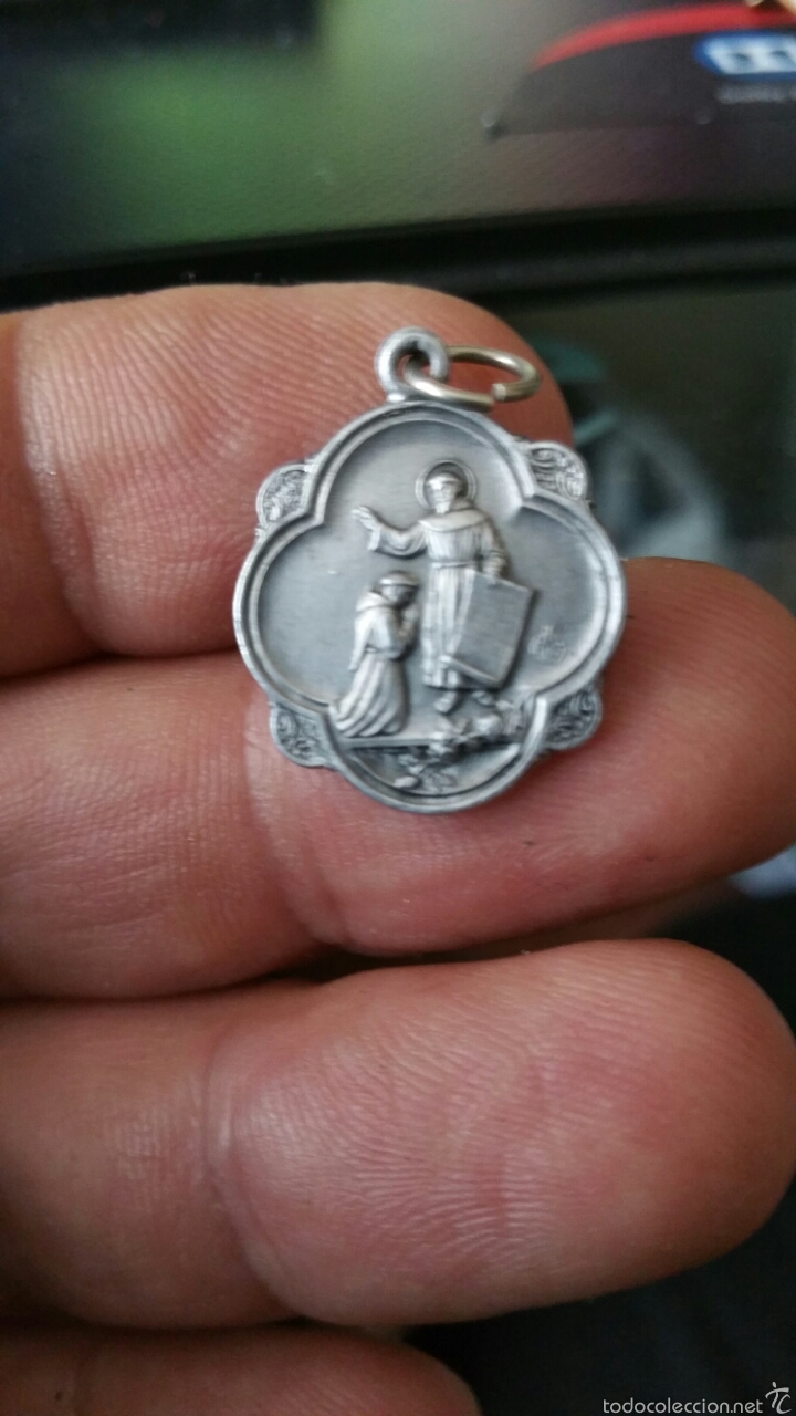 Antig&uuml;edades: Medalla de la bendici&oacute;n de San Francisco de As&iacute;s - Foto 1