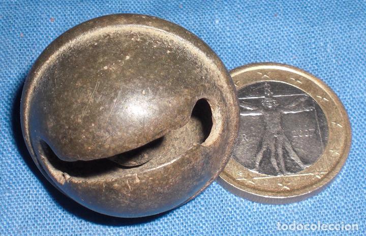Antig&uuml;edades: Antiguo y gran cascabel perfecto bronce - Foto 2