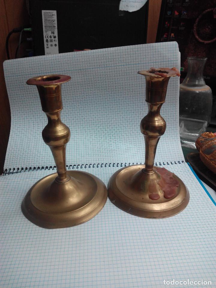Antig&uuml;edades: Candelabros con pi&eacute; redondo S.XVIII - Foto 1