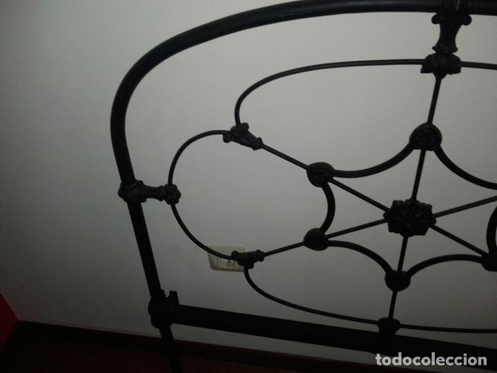 Antig&uuml;edades: cabezal cama de hierro - Foto 4