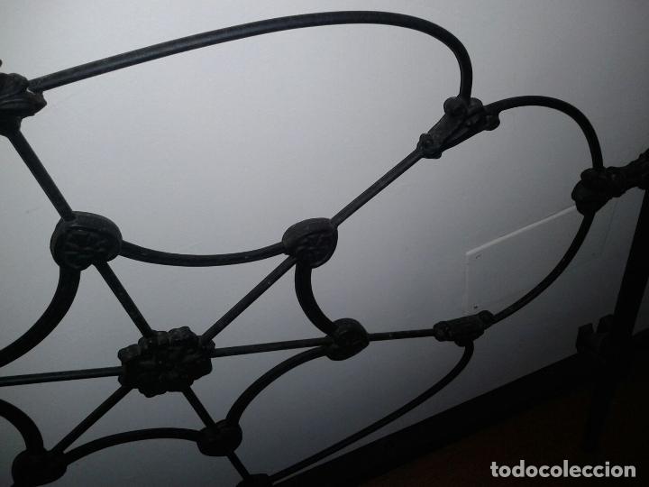 Antig&uuml;edades: cabezal cama de hierro - Foto 8