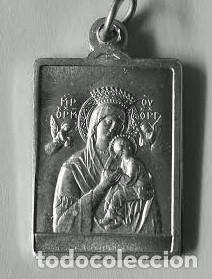 Antig&uuml;edades: medalla rectangular perpetuo socorro en plata de ley - 15x20mm. - Foto 1