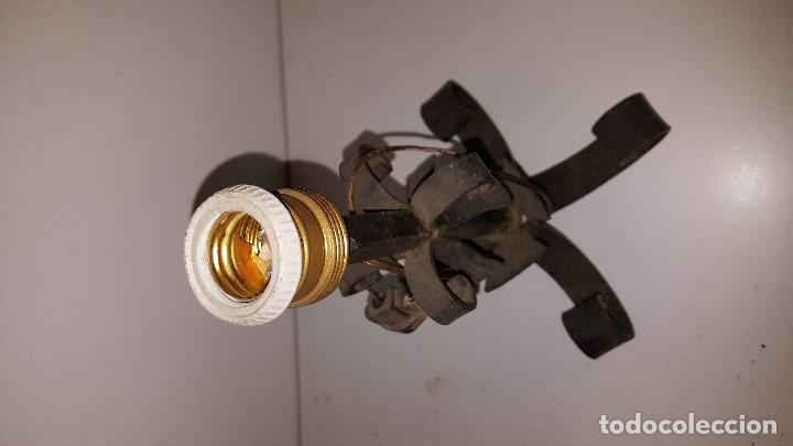 Antig&uuml;edades: LAMPARA FORJA SOBREMESA - Foto 3