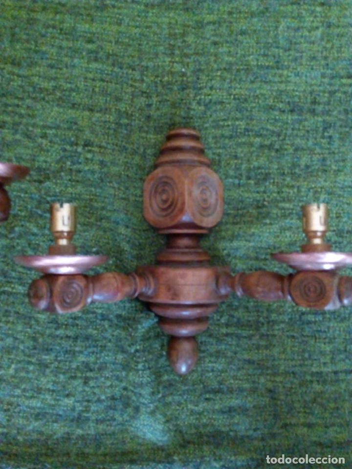 Antig&uuml;edades: PAREJA APLIQUES MADERA - Foto 3