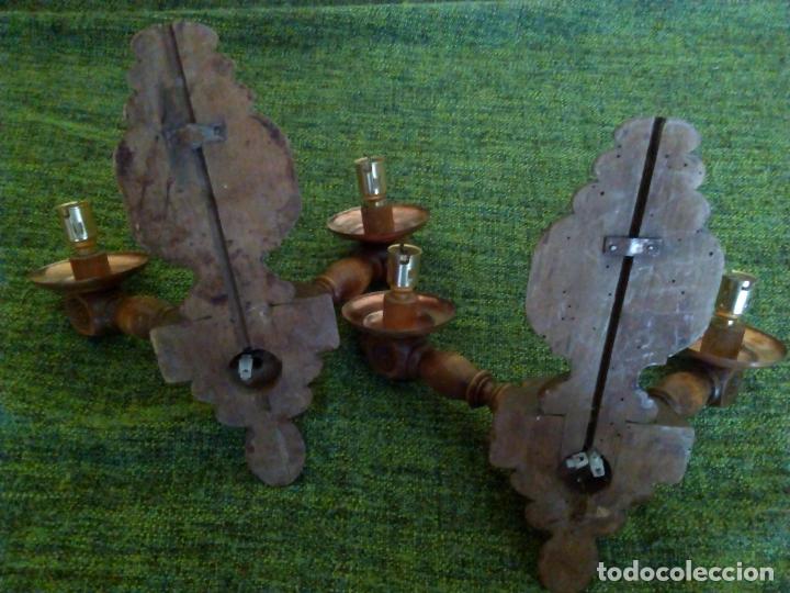 Antig&uuml;edades: PAREJA APLIQUES MADERA - Foto 4