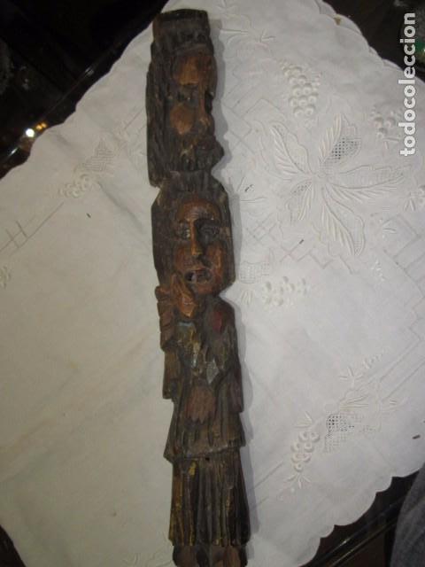 Antig&uuml;edades: Talla en madera policromada. 43 x 6 cms. - Foto 1