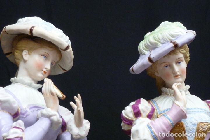 Antig&uuml;edades: GRAN PAREJA DE PORCELANA DE BISCUIT - Foto 2