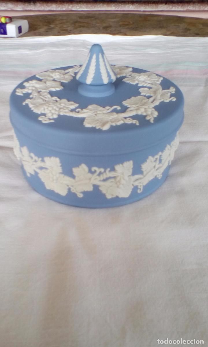 Antig&uuml;edades: Caja Wedgwood coleccion Jasper Ware