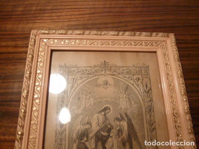 Antig&uuml;edades: marco de madera con recuerdo primera comunion 1908 - Foto 4