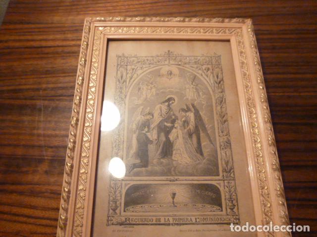 Antig&uuml;edades: marco de madera con recuerdo primera comunion 1908 - Foto 9