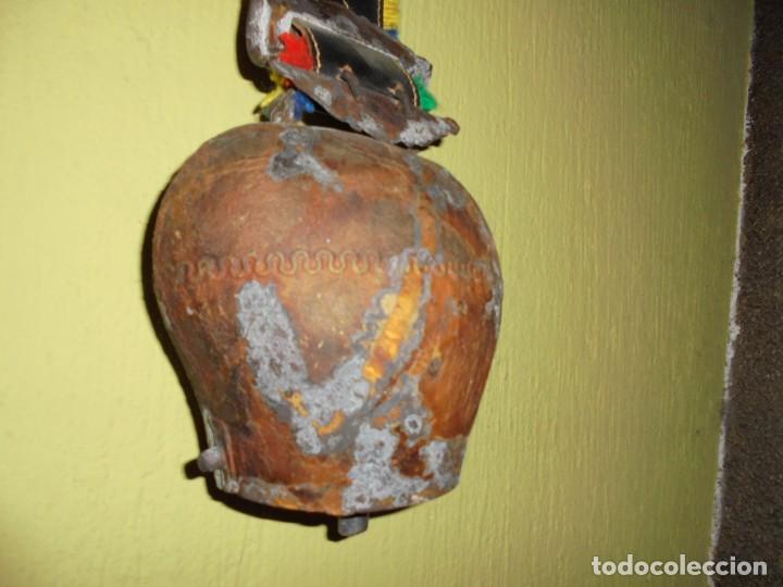 Antig&uuml;edades: CENCERRO CON COLLAR - Foto 4