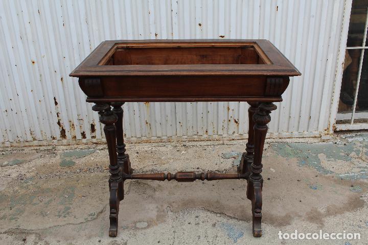 Antig&uuml;edades: mesa antigua de madera - Foto 5