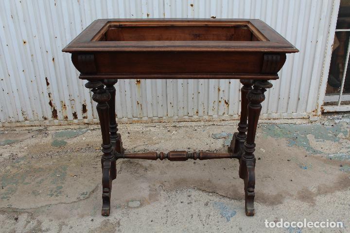 Antig&uuml;edades: mesa antigua de madera - Foto 8