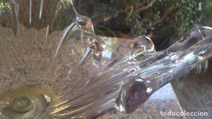 Antig&uuml;edades: antiguo centro de mesa de cristal - Foto 4