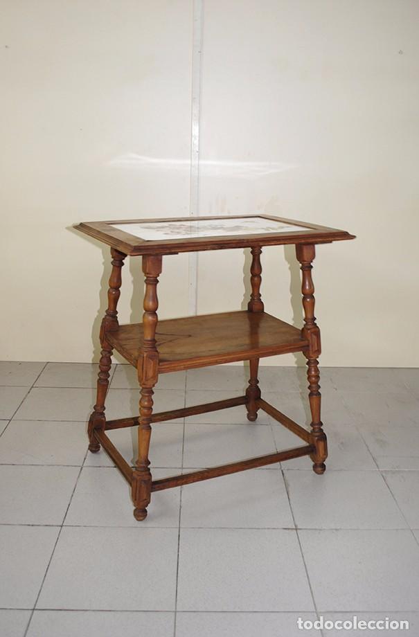 Antig&uuml;edades: MESA ANTIGUA CON ENCIMERA DE AZULEJOS - Foto 1