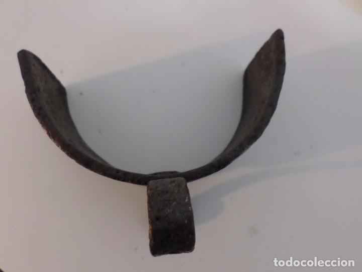 Antig&uuml;edades: ARRIMADERO PARA CHIMENEA - Foto 2