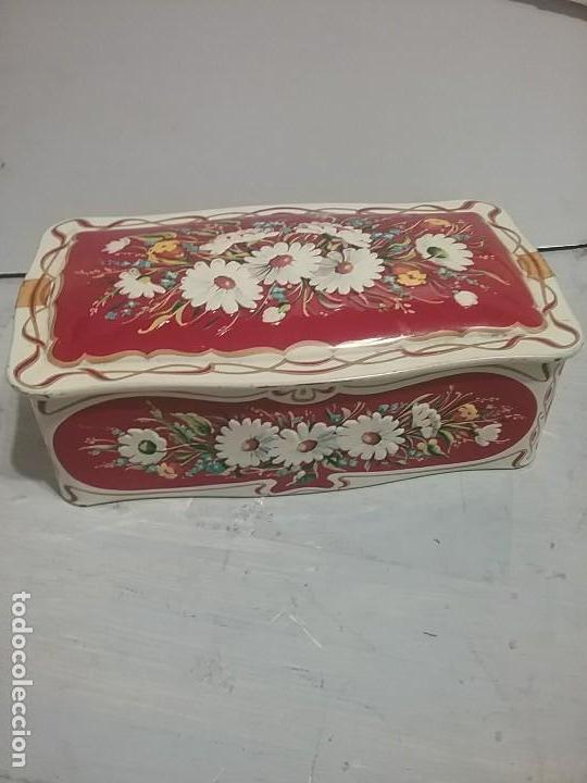 Antig&uuml;edades: Antigua caja margaritas - Foto 1