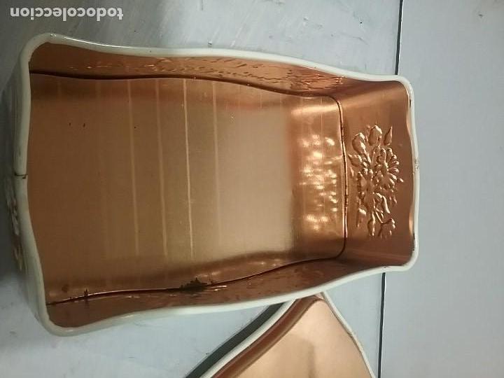 Antig&uuml;edades: Antigua caja margaritas - Foto 4