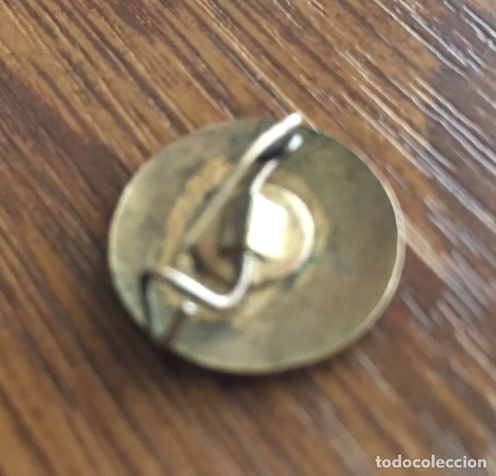 Antig&uuml;edades: INSIGNIA DE LAS BENJAMINAS DE ACCI&Oacute;N CAT&Oacute;LICA - Foto 2