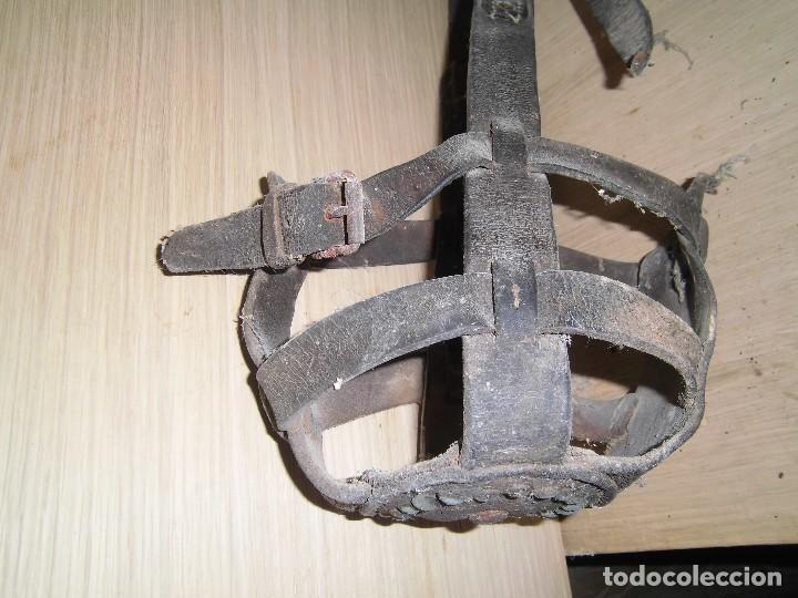 Antig&uuml;edades: bozal antiguo para mula - Foto 5