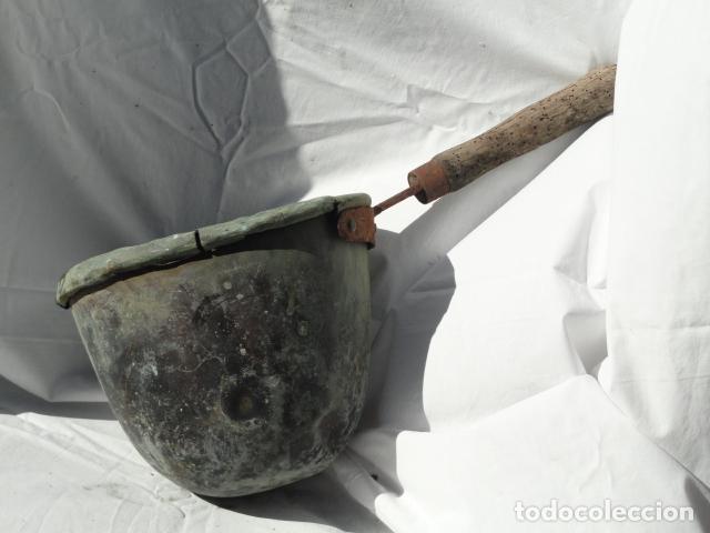 Antig&uuml;edades: ANTIGUO CAZO CHOCOLATERO DE COBRE. - Foto 1