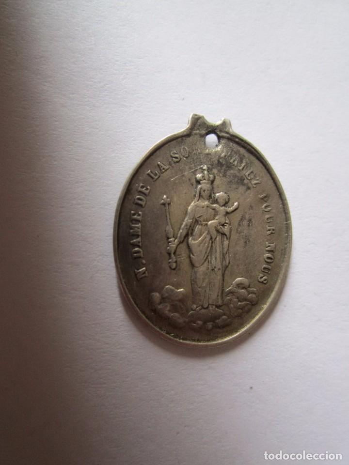 Antig&uuml;edades: (8) MEDALLA ETOILE DU MATIN PLATA SOLDADOS FRANCESES BATALLA DE BAILEN ENCONTRADO EN ESA ZONA