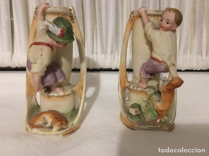 Antig&uuml;edades: Pareja de palilleros de biscuitt - Foto 1