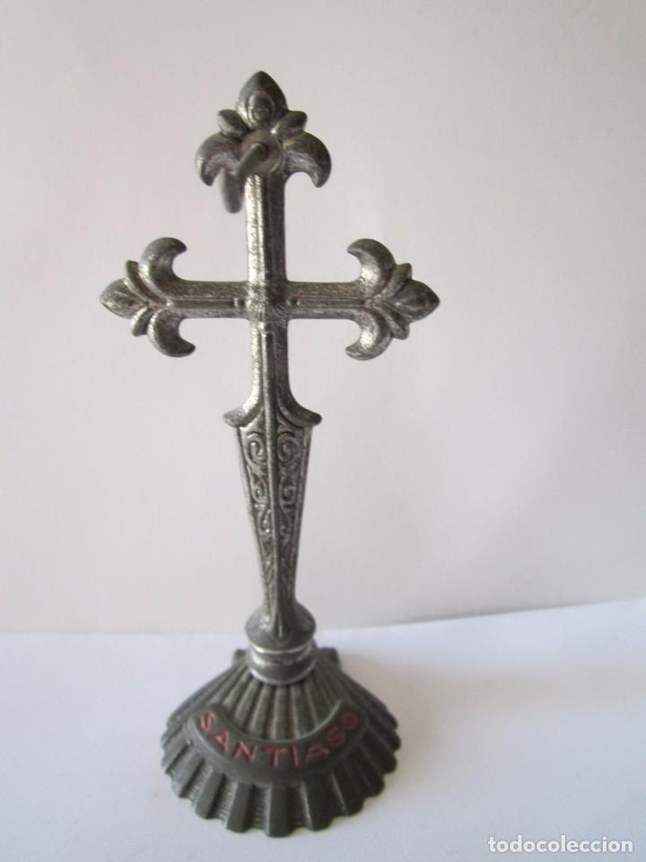 Antig&uuml;edades: (1) CRUZ DE SANTIAGO CON BOTAFUMEIRO - Foto 3