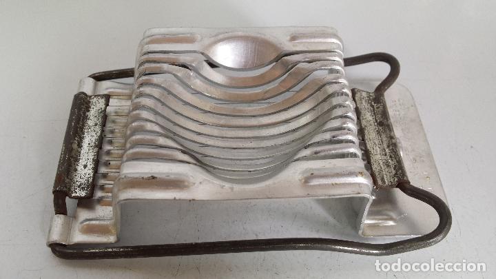 Antig&uuml;edades: REBANADOR DE HUEVOS EN ALUMINIO MARCA TALA MADE IN ENGLAND